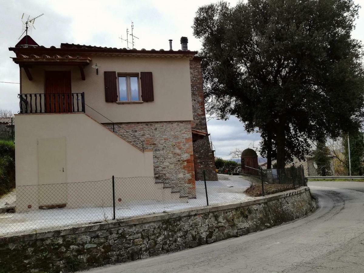 La Casetta Della Letizia Colle  Exteriör bild